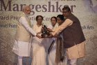 लता दीनानाथ मंगेशकर पुरस्काराने पंतप्रधान नरेंद्र मोदी सन्मानित